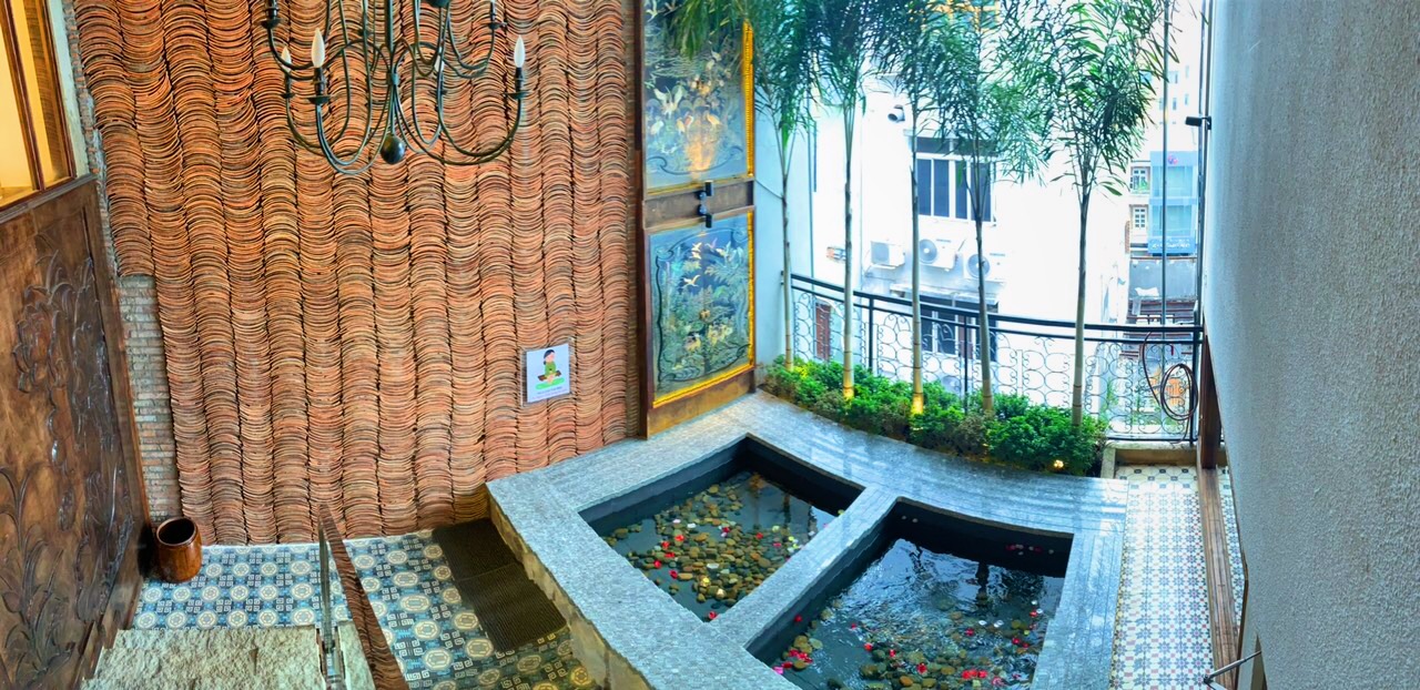 Hồ ngâm chân sân vườn